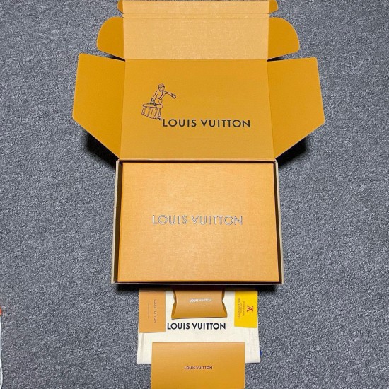 (Free Shipping)Louis Vuitton  Trainer Sneaker 1ACPSF