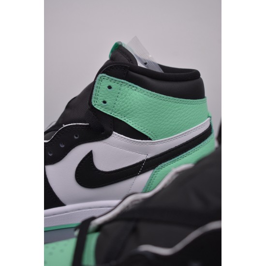 (Free Shipping)Jordan 1 Retro High OG Green Glow DZ5485-130