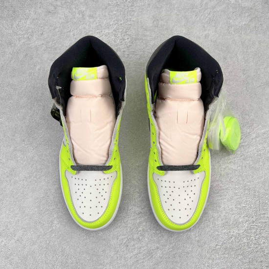 (Free Shipping)Air Jordan 1 High OG 'Volt' 555088-702