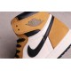 (Free Shipping)Jordan 1 Retro High Rookie of the Year 555088-700