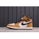 (Free Shipping)Jordan 1 Retro High Rookie of the Year 555088-700